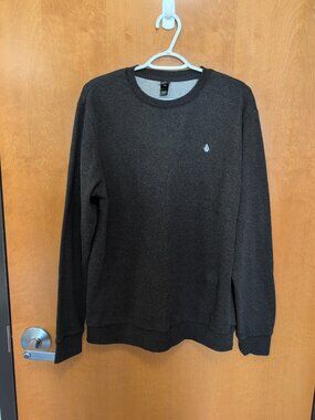 Volcom Sweater Mens L Black Long Sleeve Pullover Crewneck Polo Logo Cotton Blend
